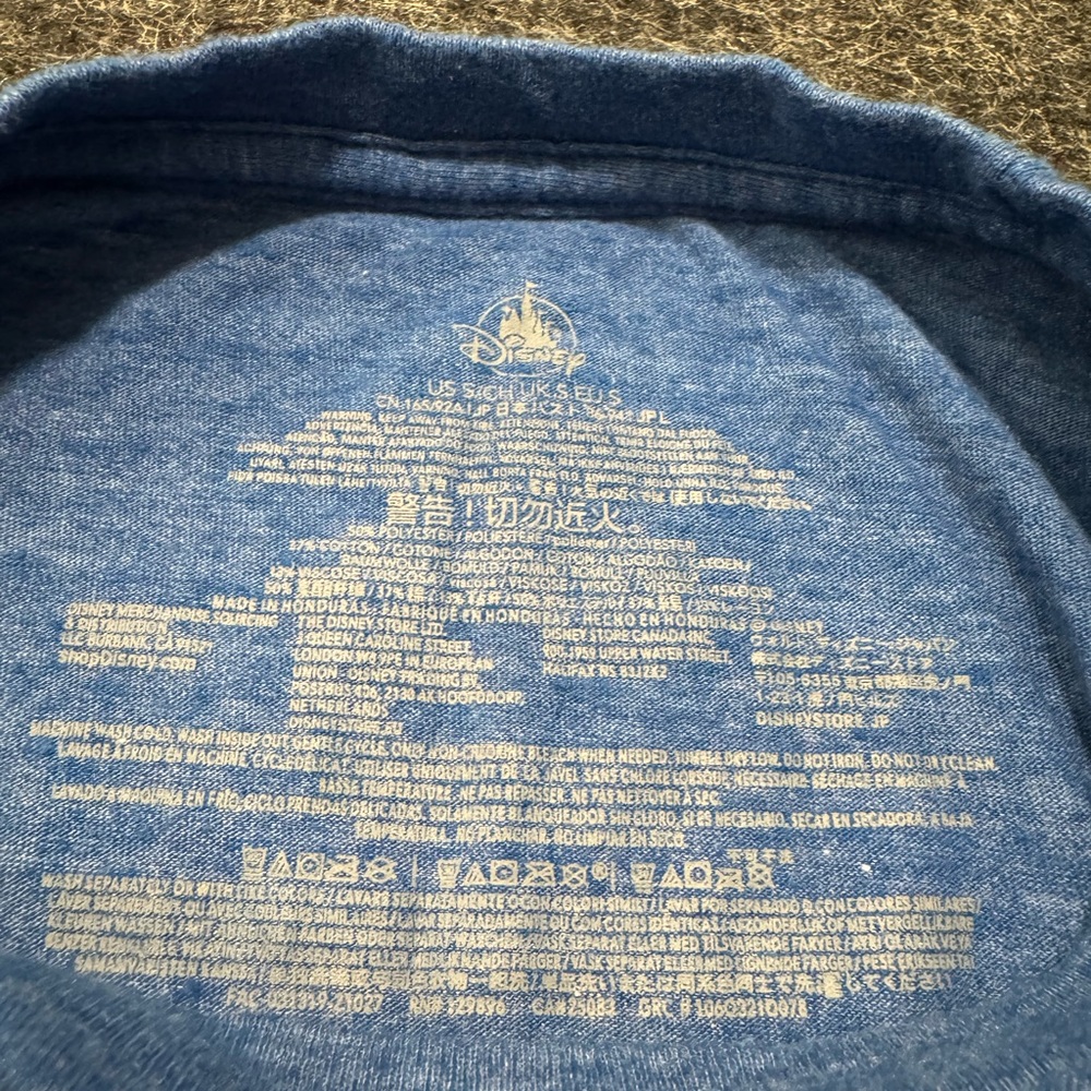 Star Wars Blue Mandalorian Helmet Tee - Picture 3 of 7